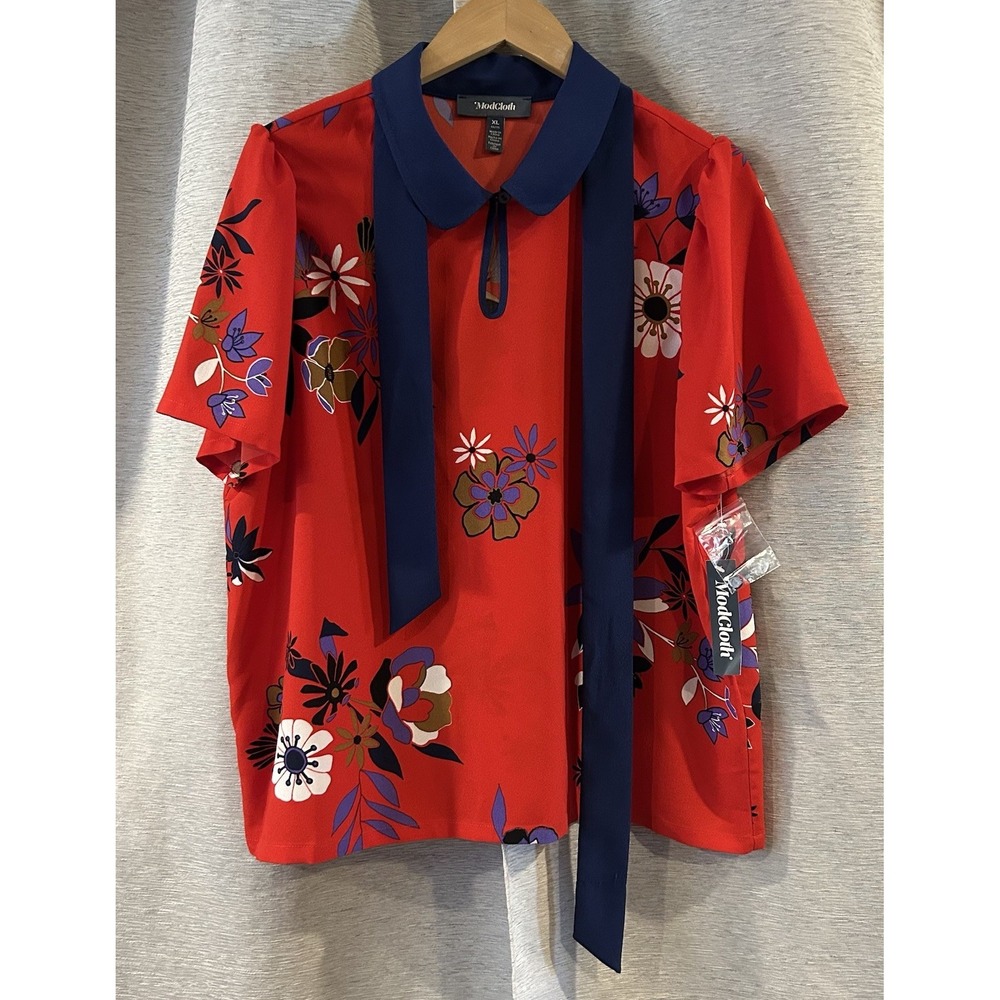 ModCloth Red Floral Blouse Peter Pan Collar New With Defect XL‎